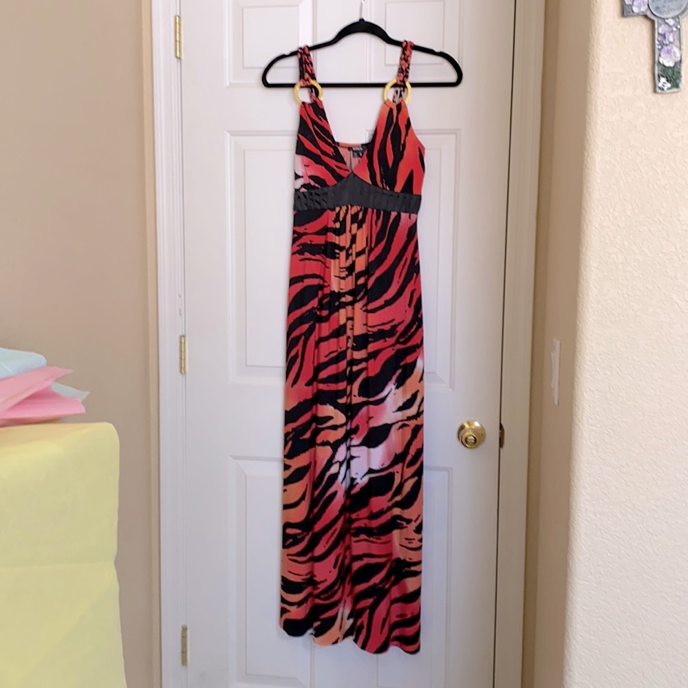 MAXI DRESS TIGER STRIPS